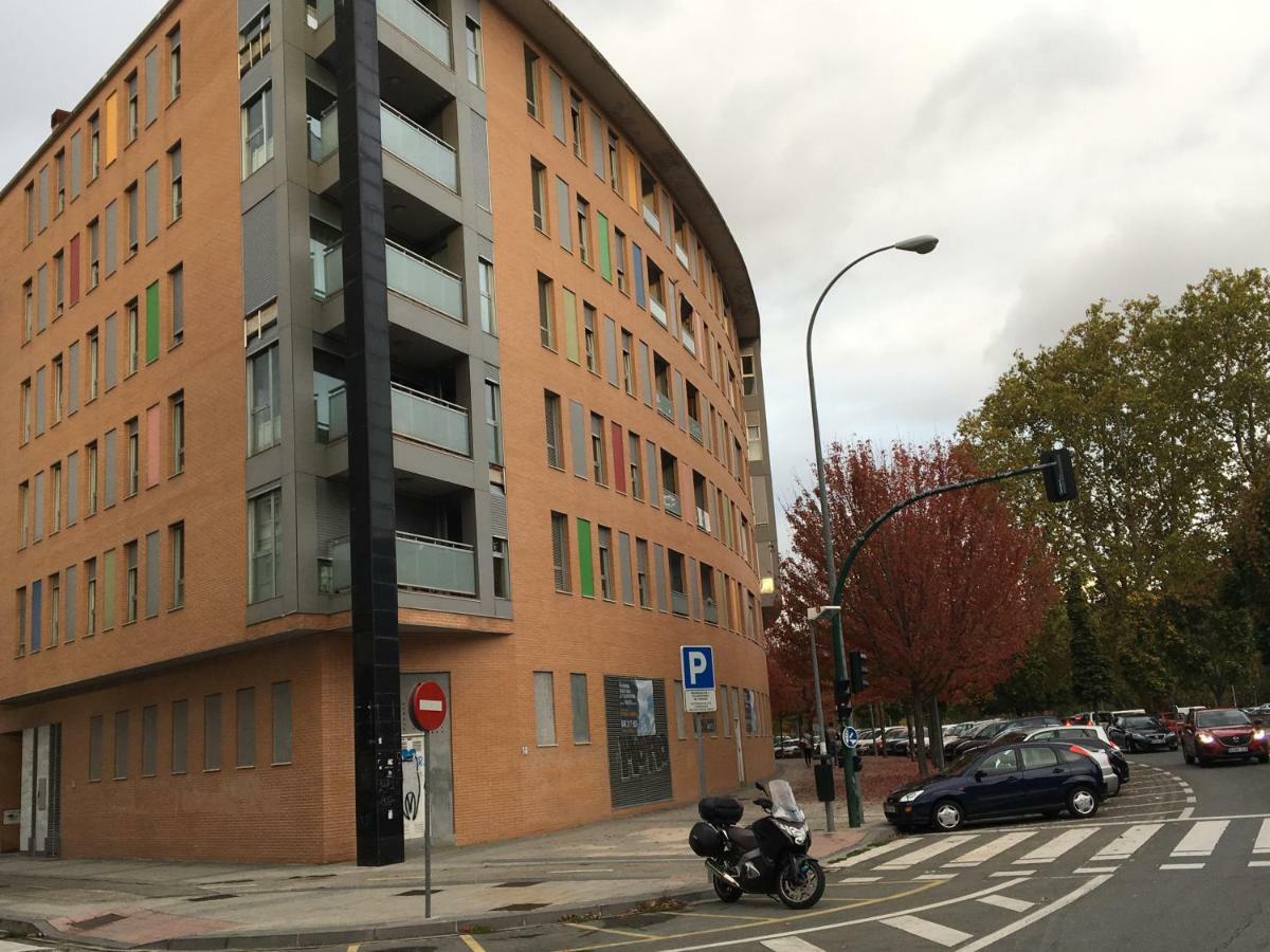Skylinepamplona Apartment Luaran gambar